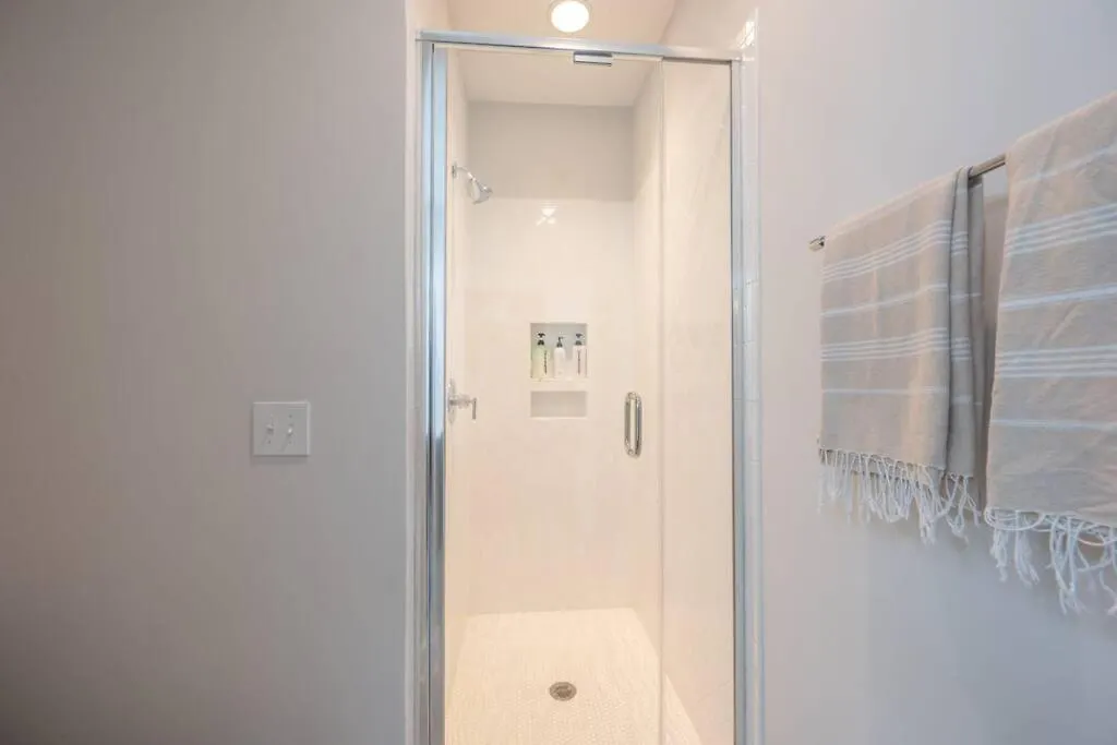 The Sente, New Home, Two Miles To Downtown Charlotte 0*,