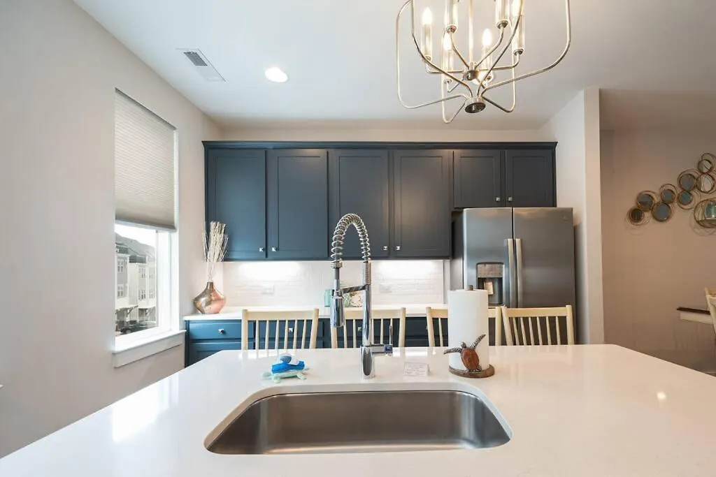 The Sente, New Home, Two Miles To Downtown Charlotte Holiday home